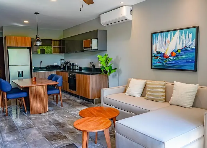 Apartment Chic 1brprivate Balcony Sauna, Gym & Wifi *