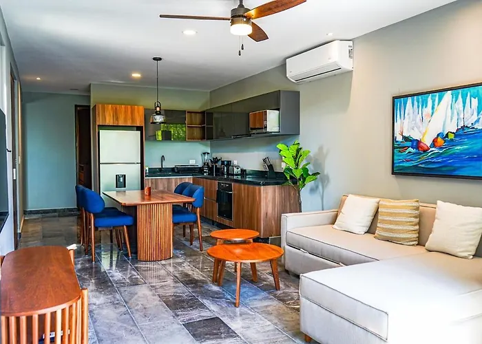 Chic 1brprivate Balcony Sauna, Gym & Wifi Apartment