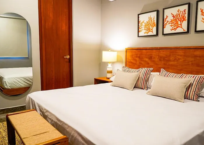Chic 1brprivate Balcony Sauna, Gym & Wifi