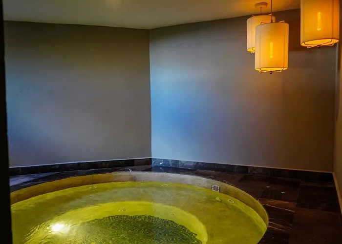 Chic 1br Private Balcony,sauna, Gym Y Wifi Apartamento *